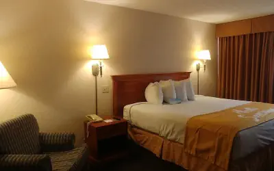 Days Inn by Wyndham Sidney OH