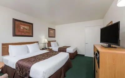 Super 8 by Wyndham Fort Bragg