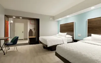 Tru by Hilton St. Charles St. Louis