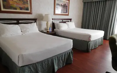 University Square Hotel