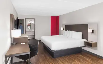 Ramada by Wyndham Bainbridge