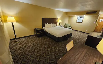 Clarion Inn & Suites Roswell