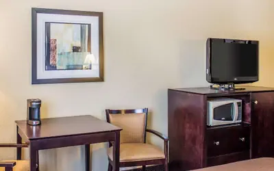 Quality Inn & Suites Sturgeon Bay