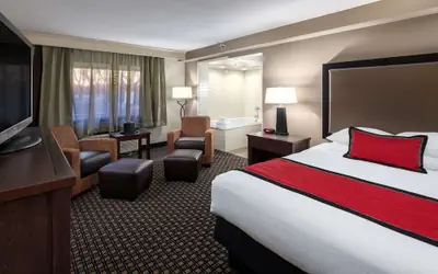 Best Western Plus Ramkota Hotel