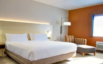 Holiday Inn Express Hotel & Suites BYRAM by IHG