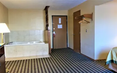 Super 8 by Wyndham Iowa Falls