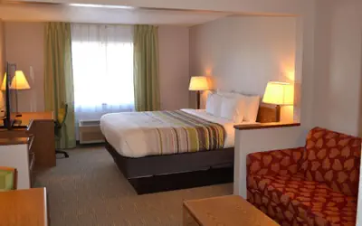 Country Inn & Suites by Radisson, Fairview Heights, IL