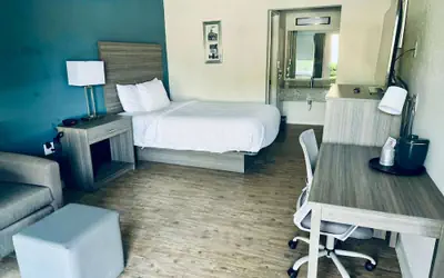 Ramada by Wyndham Lumberton