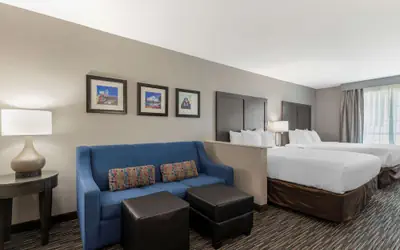 Comfort Inn and Suites Near Medical Center