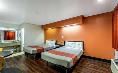 Motel 6 San Antonio, Tx - Frost Bank Center