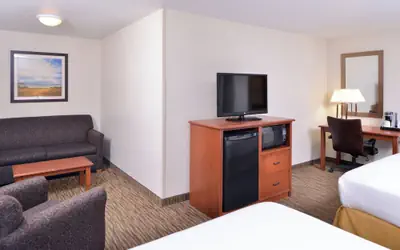 Holiday Inn Express Hotel & Suites Sioux Falls At Empire Mall by IHG