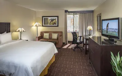 DoubleTree by Hilton Phoenix- Tempe