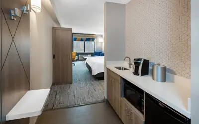 Holiday Inn Express & Suites Wadsworth by IHG