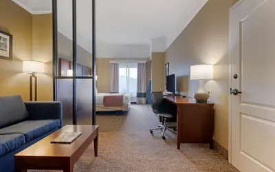 Comfort Suites Savannah North I-95