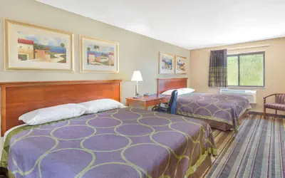 Super 8 by Wyndham Tilton/Lake Winnipesaukee