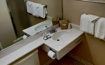 The Metropolitan Inn