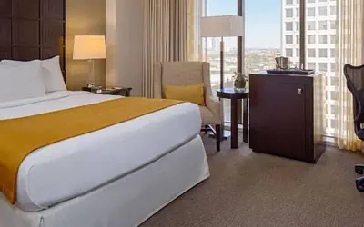 DoubleTree by Hilton Hotel Houston Greenway Plaza