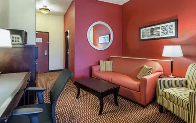 Comfort Suites Leesville near Fort Johnson