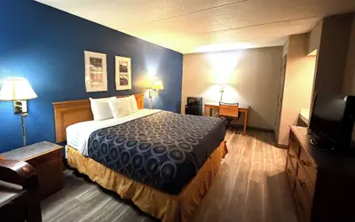 Townhouse Garden Inn & Suites San Antonio I 35