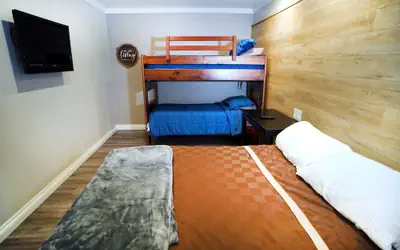 Anaheim Executive Inn & Suites