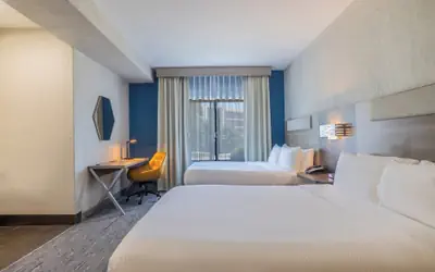 Holiday Inn Express & Suites Kansas City Airport by IHG