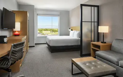 Hyatt Place Pena Station/Denver Airport