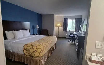 Baymont by Wyndham Freeport