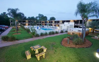 At Home Inn - Fort Pierce