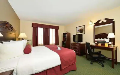Best Western The Hotel Chequamegon