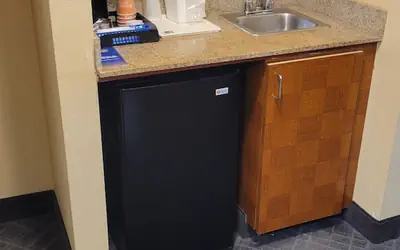 Comfort Inn & Suites at Stone Mountain