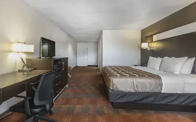 Quality Inn & Suites Stuttgart North