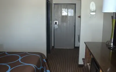 Super 8 by Wyndham Portage