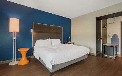 Tru By Hilton Wilson