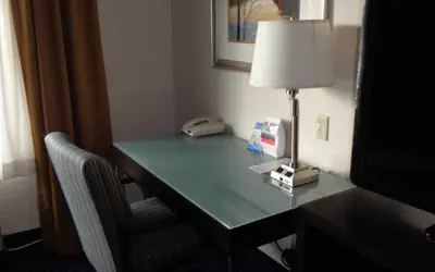 Holiday Inn Express & Suites New Buffalo, MI by IHG