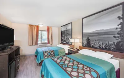 Super 8 by Wyndham Redding