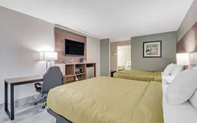 Quality Inn Dalton East