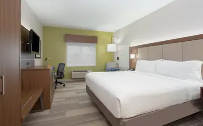 Holiday Inn Express & Suites Amarillo by IHG