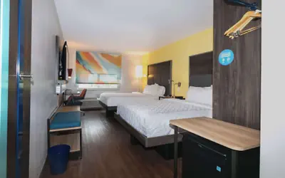 Tru by Hilton Florida City