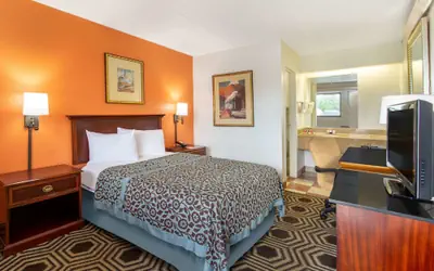 Travelodge by Wyndham Chicago - South Holland