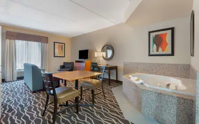 Best Western Plus Suites Greenville