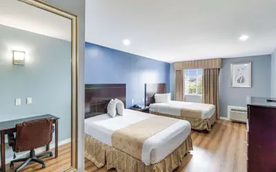 Rodeway Inn & Suites Port Arthur - Groves