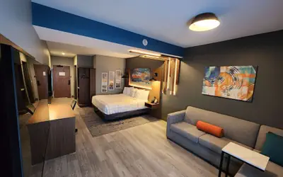 La Quinta Inn & Suites by Wyndham Del Rio