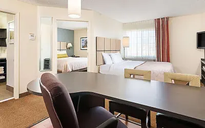 Sonesta Simply Suites Houston CityCentre I-10 West