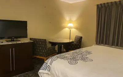 Knights Inn & Suites Dublin