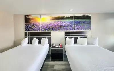 Days Inn by Wyndham Baytown Garth Road I10 East