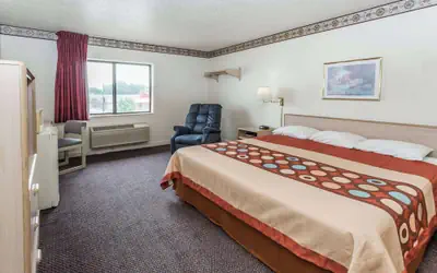 Super 8 by Wyndham Morris