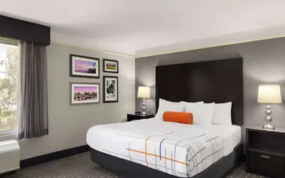 La Quinta by Wyndham Santa Clarita - Valencia