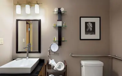 DoubleTree by Hilton Hotel Savannah Airport