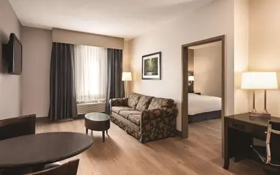 Radisson Hotel & Conference Center Rockford