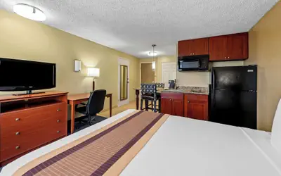 Best Western Cascadia Inn